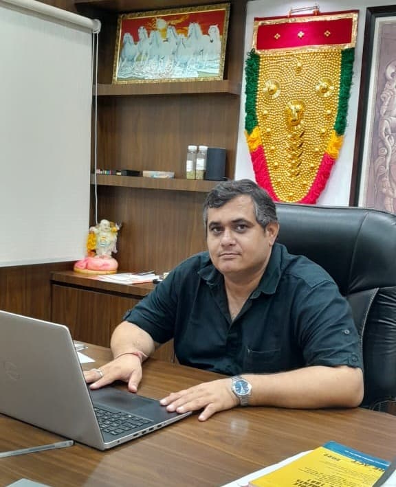Prakash_thakkar_image1.jpg